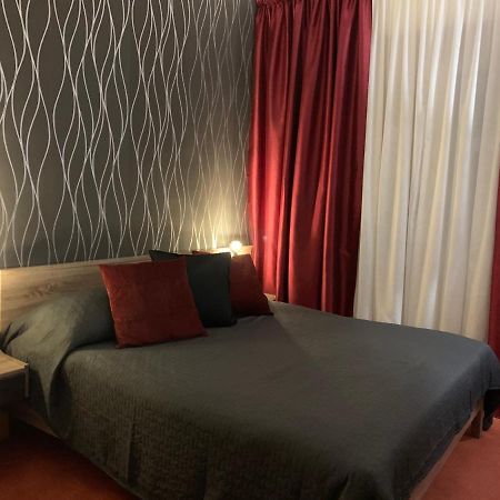 Hotel Gostisce Stari Grad Senozece Esterno foto